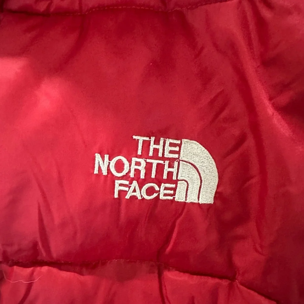 The North Face Puffer Jacket Mens Size M Red Quilted Full Zip Winter Coat